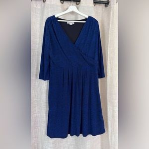 Faux wrap dress, very flattering
